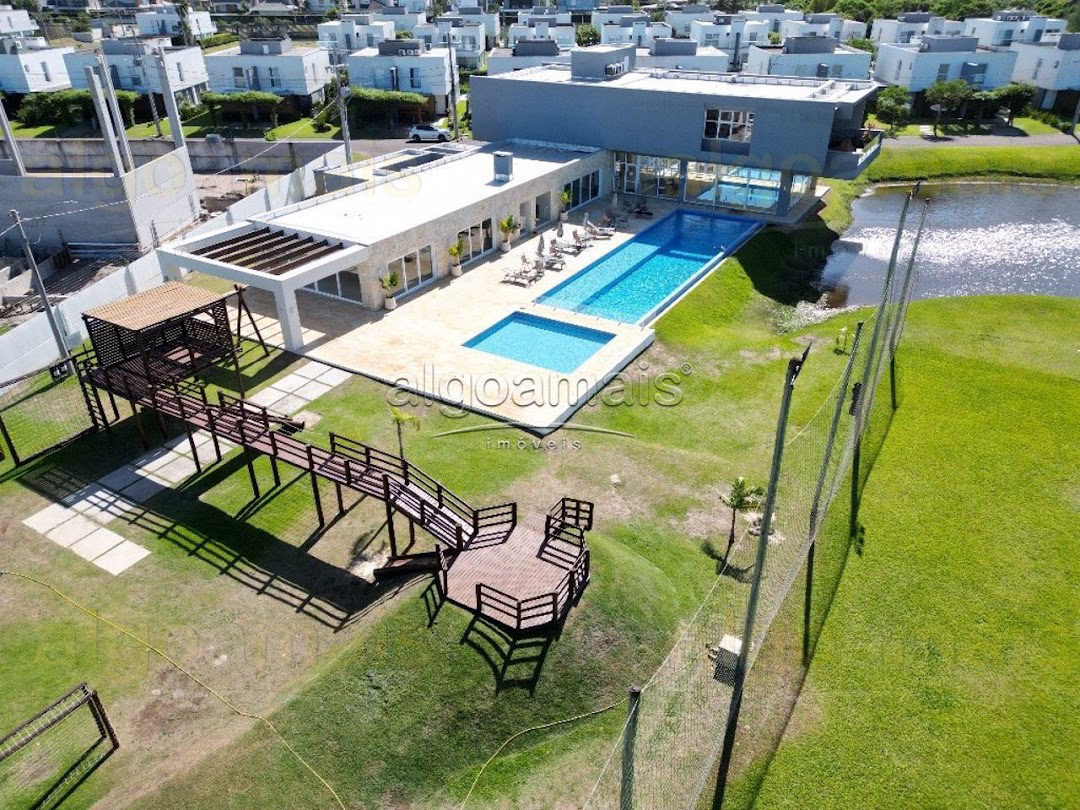 Condominio One Atlantida Houses