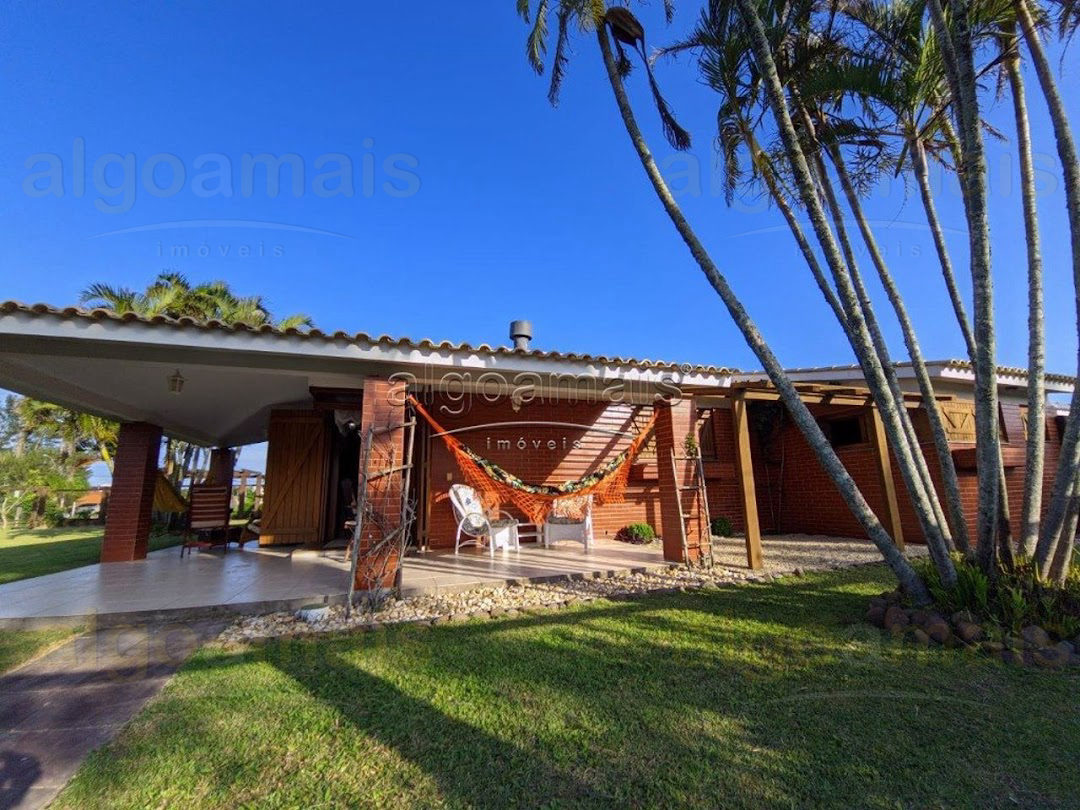 Casa, 4 dormitórios - Atlântida, Xangri-Lá — Atlântida — Xangri-Lá