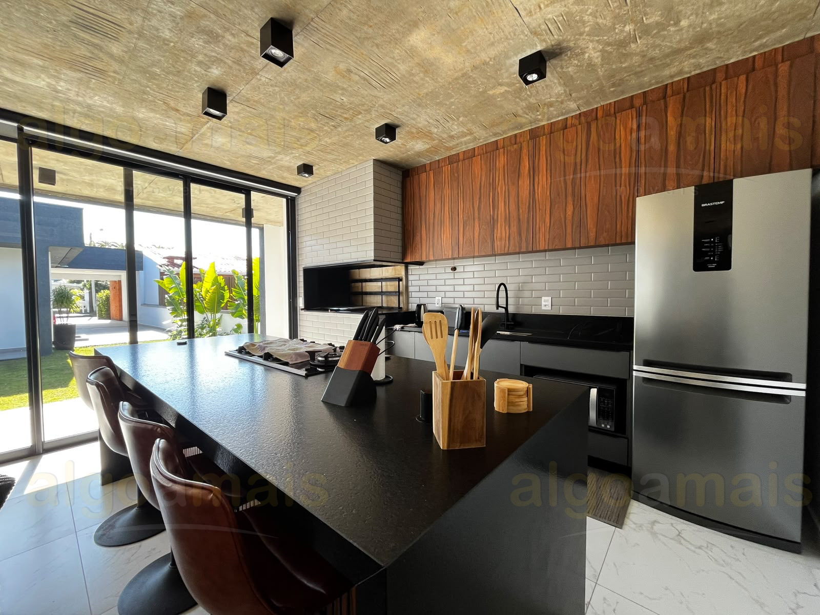 Casa, 4 quartos, 270 m² - Foto 11