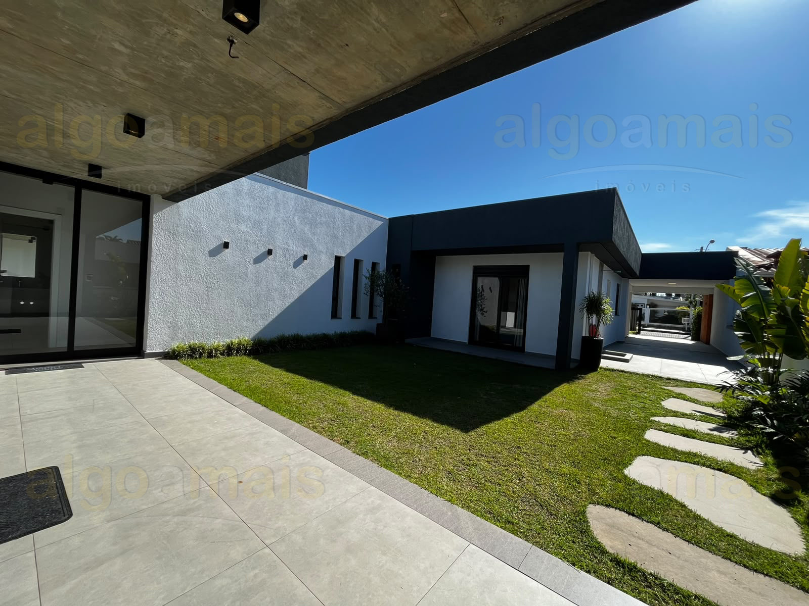 Casa, 4 quartos, 270 m² - Foto 8