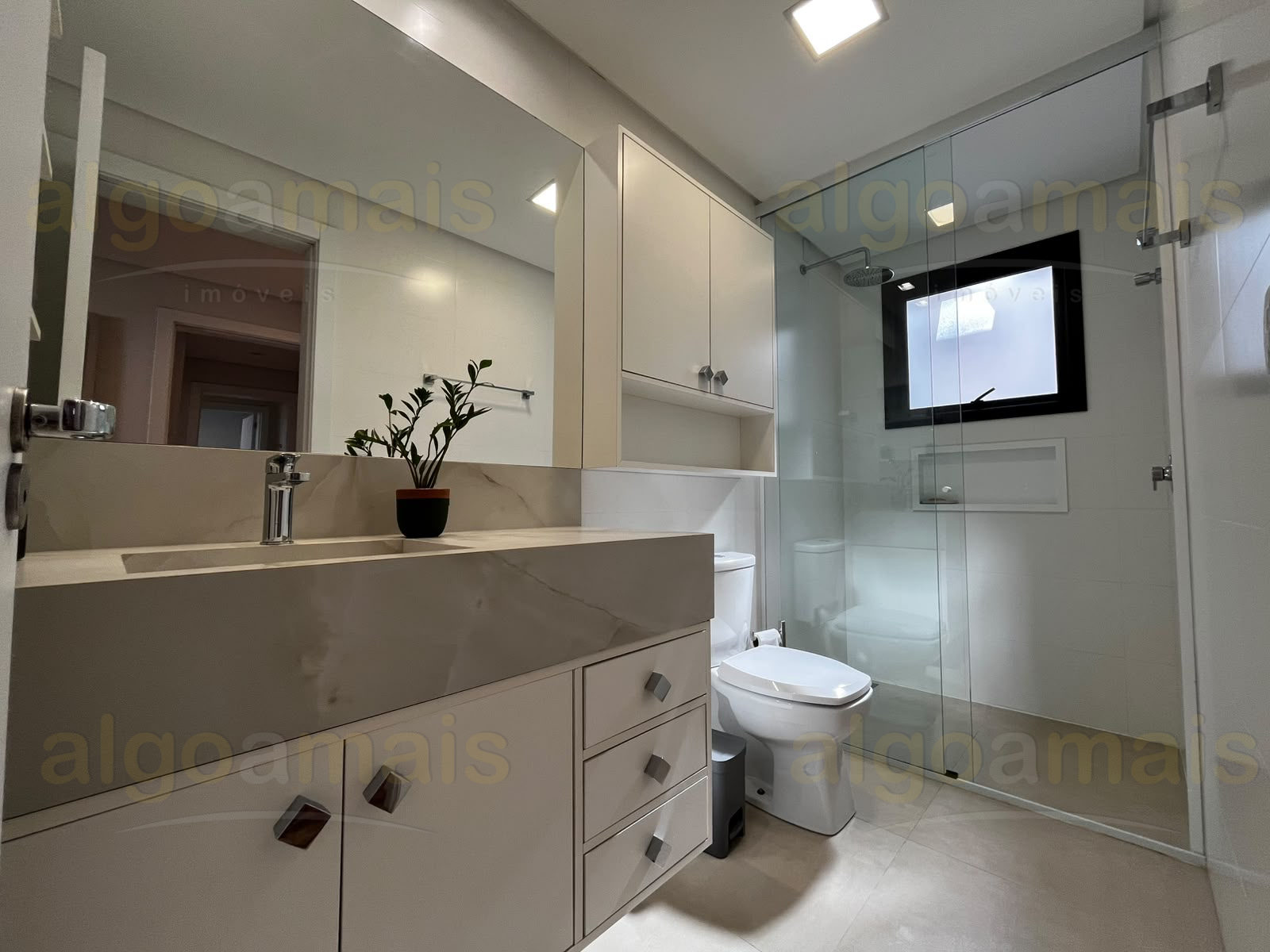 Casa, 4 quartos, 270 m² - Foto 22