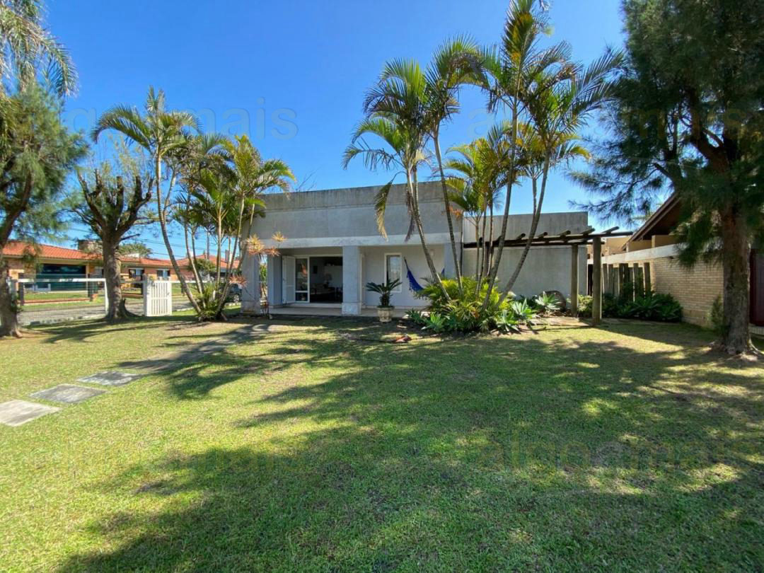 Casa, 5 quartos, 166 m² - Foto 2