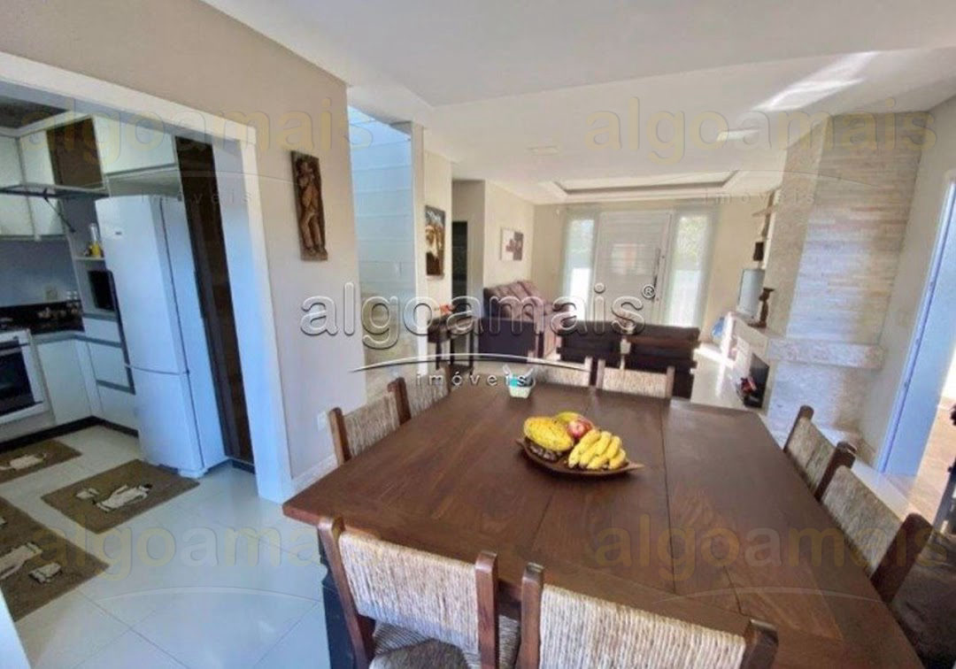 Sobrado, 4 dormitórios - Centro, Xangri-Lá — Centro — Xangri-Lá