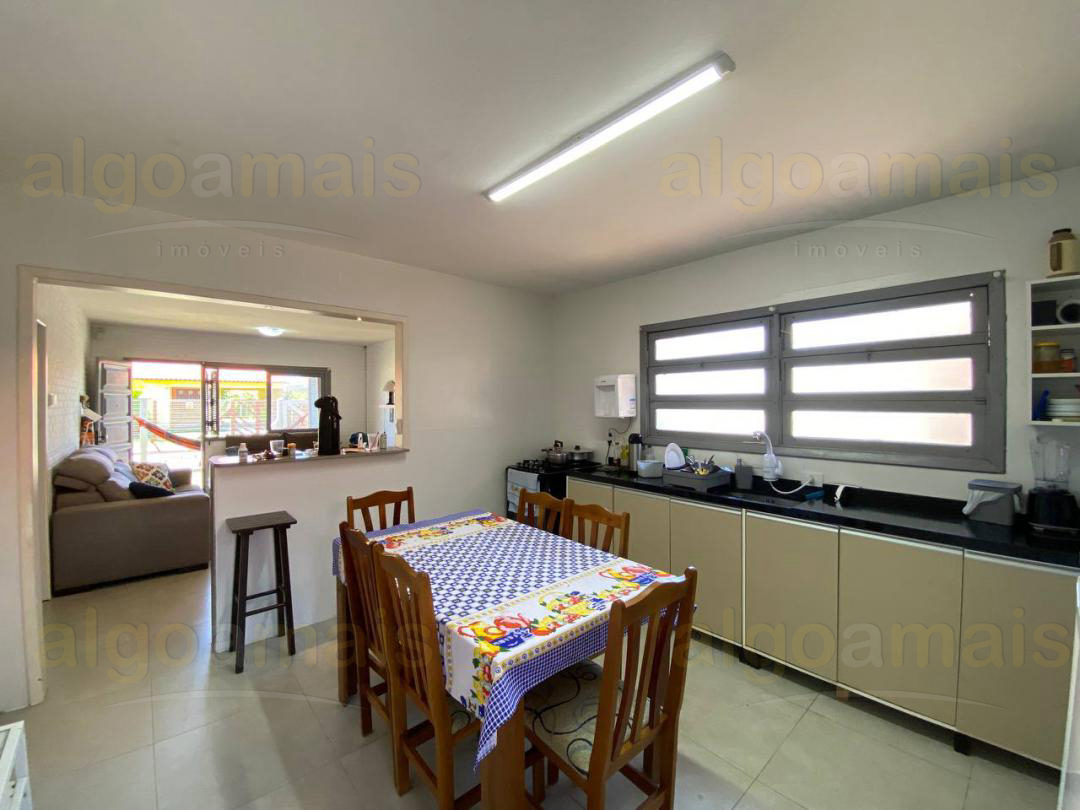 Casa, 3 quartos, 169 m² - Foto 6