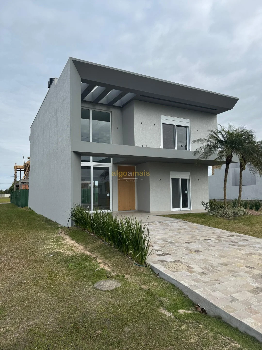 Casa em Condominio à venda em Capão da Canoa - Condominio Terrasul: Churrasqueira, Piscina Térmica e Quadras Esportivas! — Arroio Teixeira — Capão da Canoa