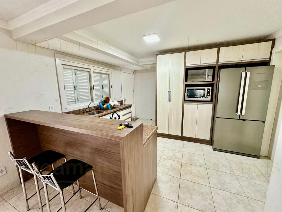 Sobrado, 6 quartos, 330 m² - Foto 9