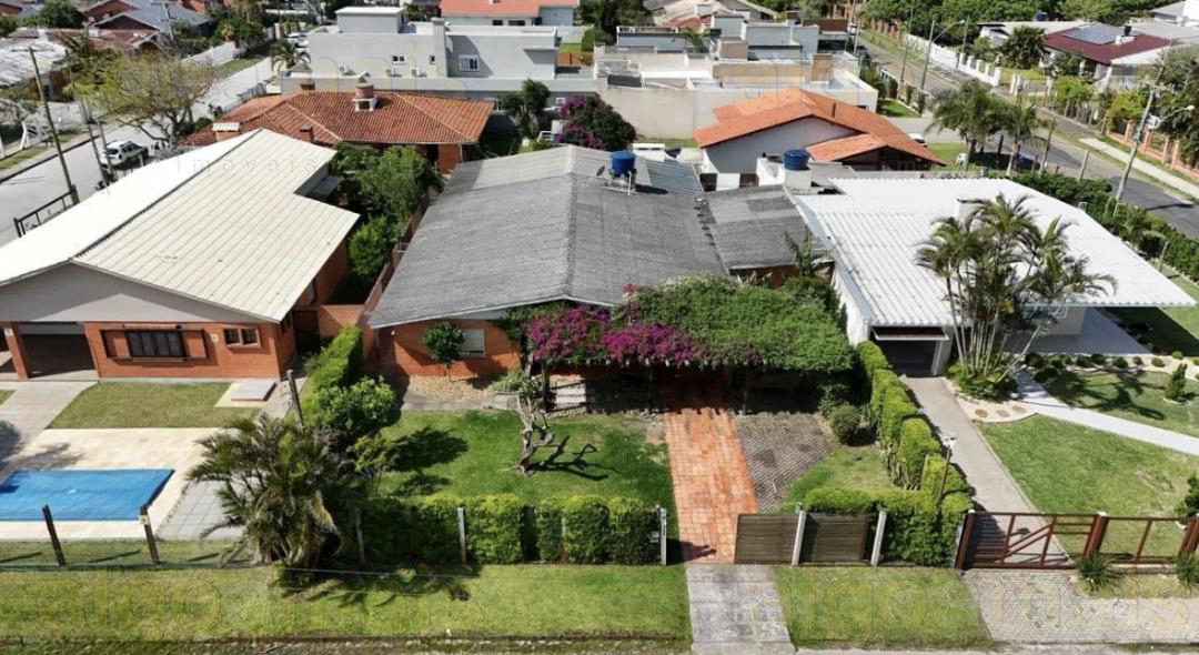 Casa, 3 quartos, 261 m² - Foto 3