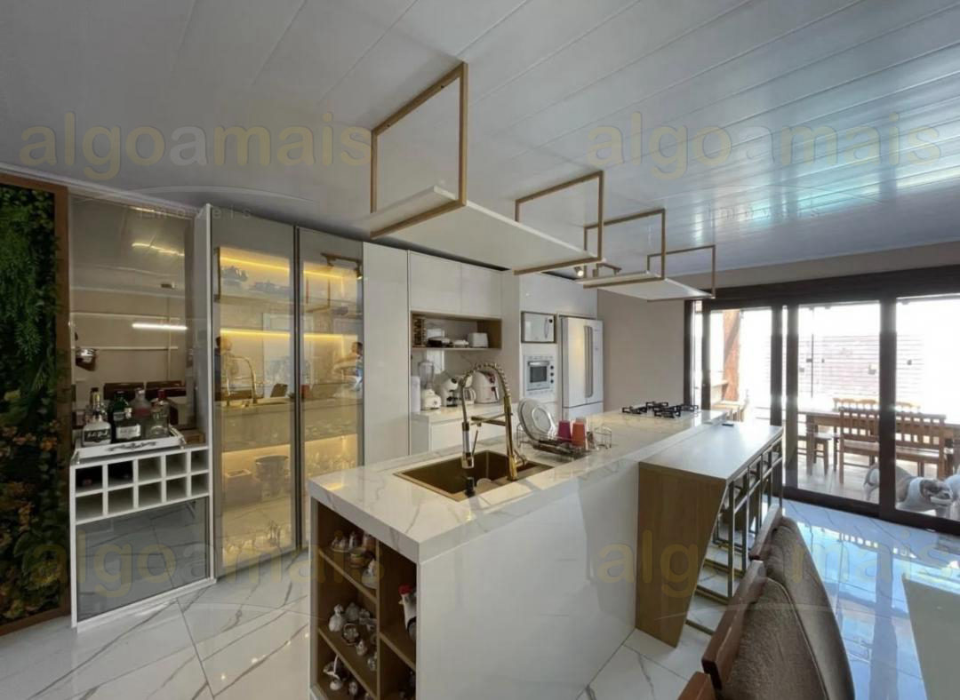 Casa, 3 quartos, 261 m² - Foto 8