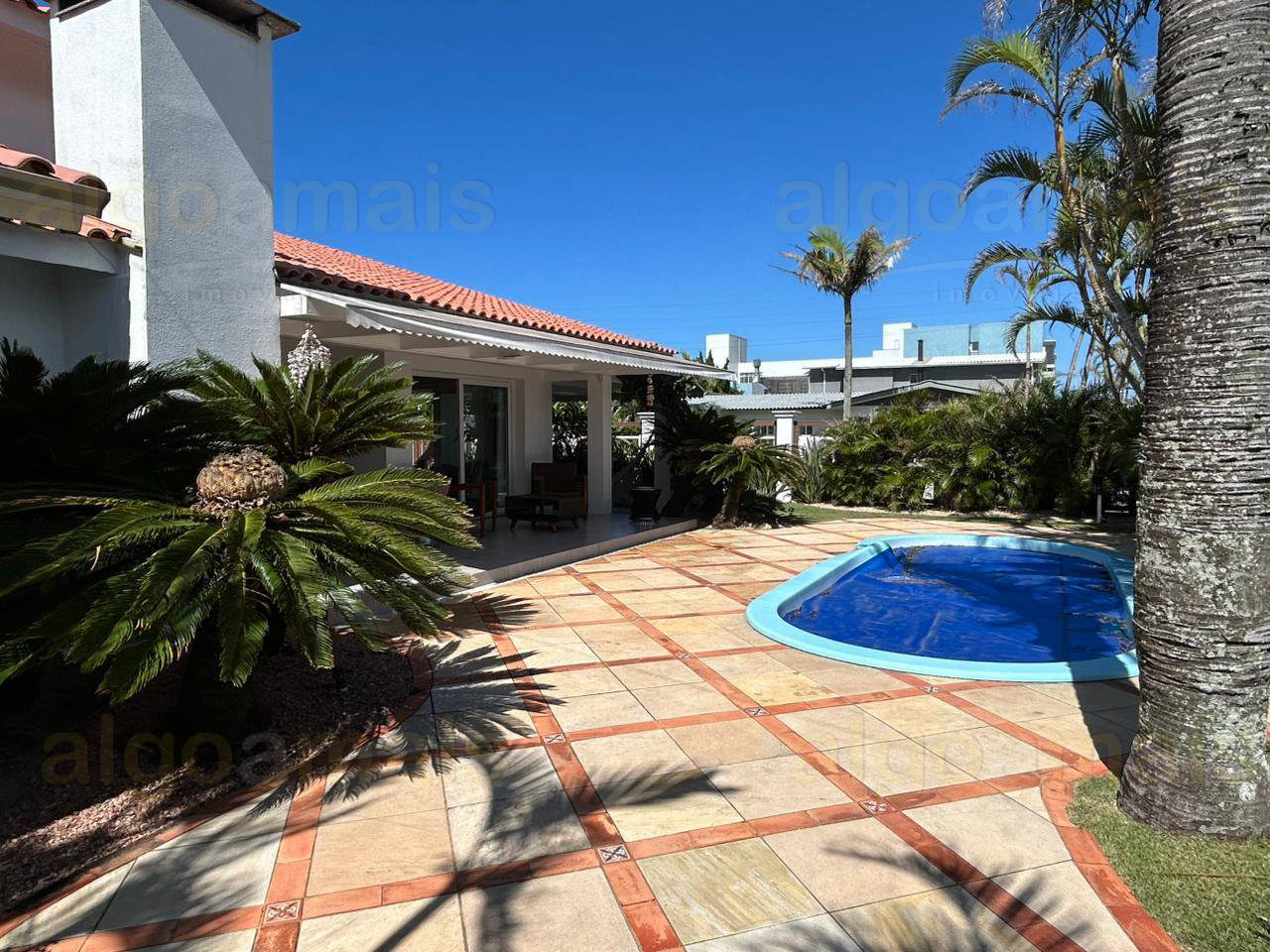 Sobrado, 6 quartos, 440 m² - Foto 2