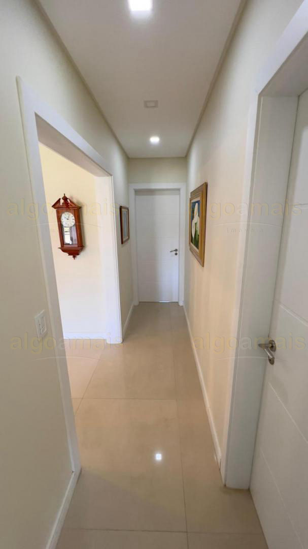 Casa, 3 quartos, 240 m² - Foto 11