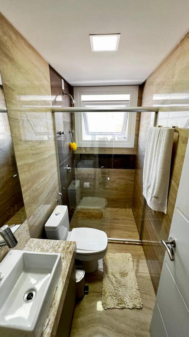 Casa, 3 quartos, 240 m² - Foto 14