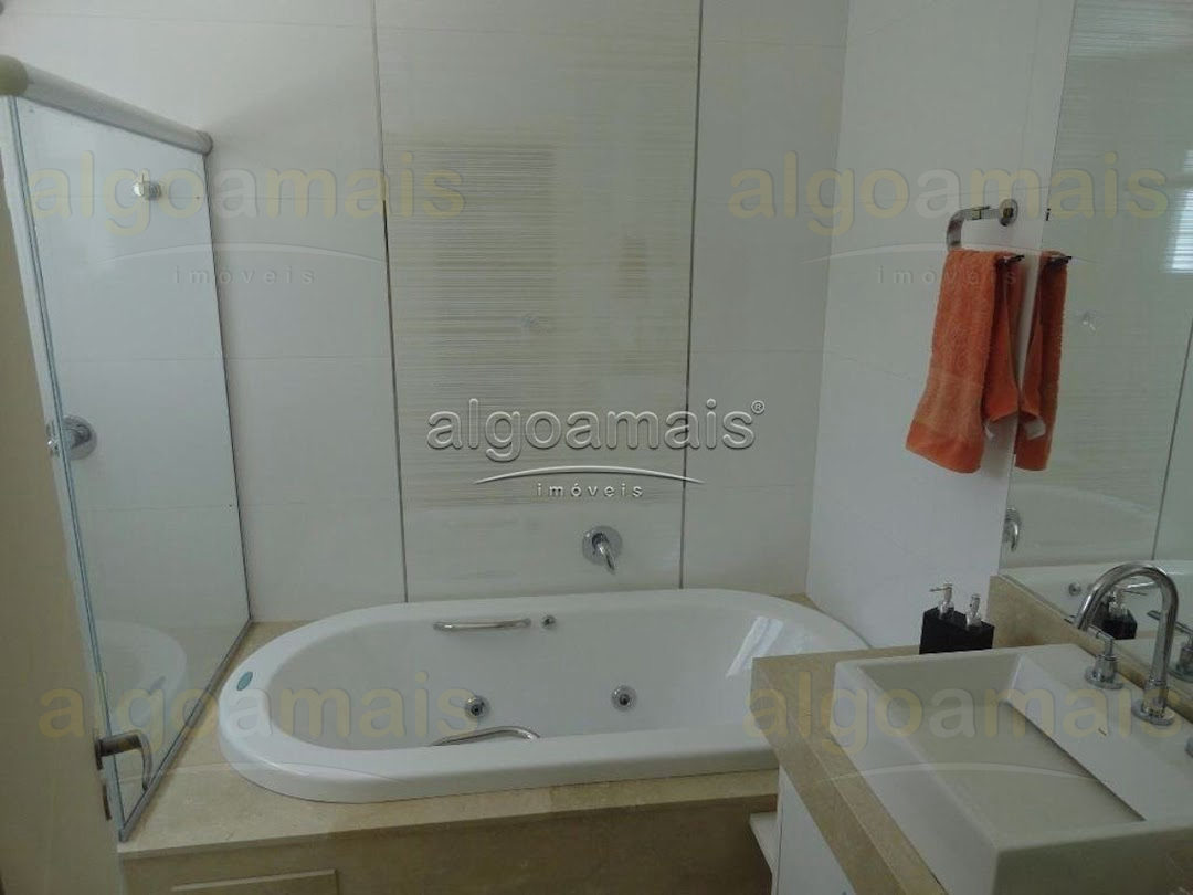 Casa, 4 quartos, 357 m² - Foto 32