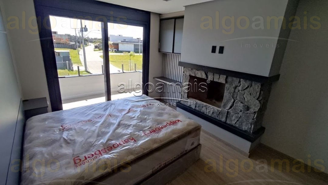Casa, 4 quartos, 215 m² - Foto 13