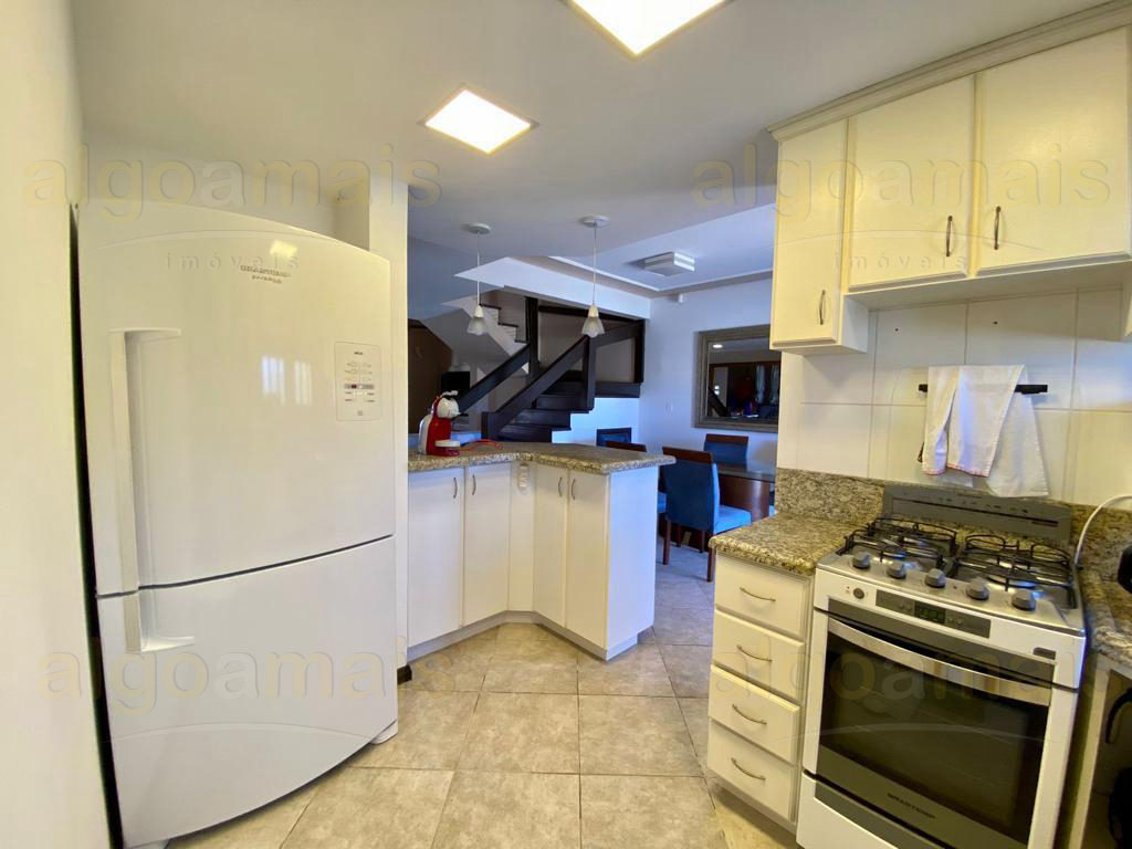 Sobrado, 3 quartos, 257 m² - Foto 13