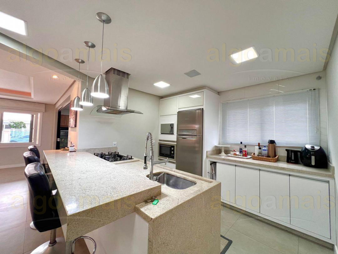 Casa, 4 quartos, 204 m² - Foto 9