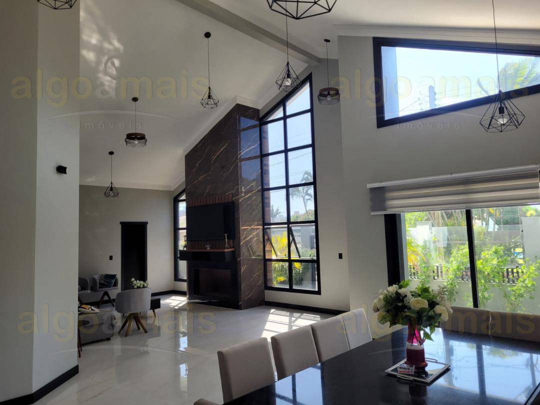 Casa, 4 quartos, 300 m² - Foto 20