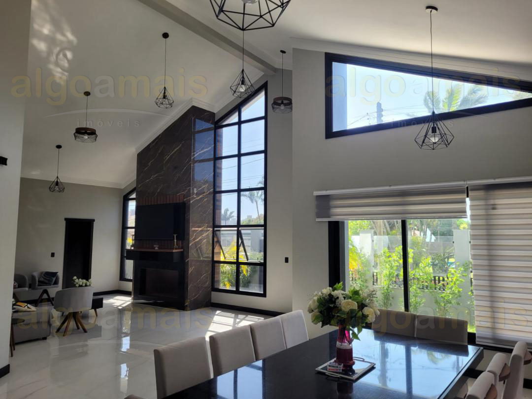 Casa, 4 quartos, 300 m² - Foto 28