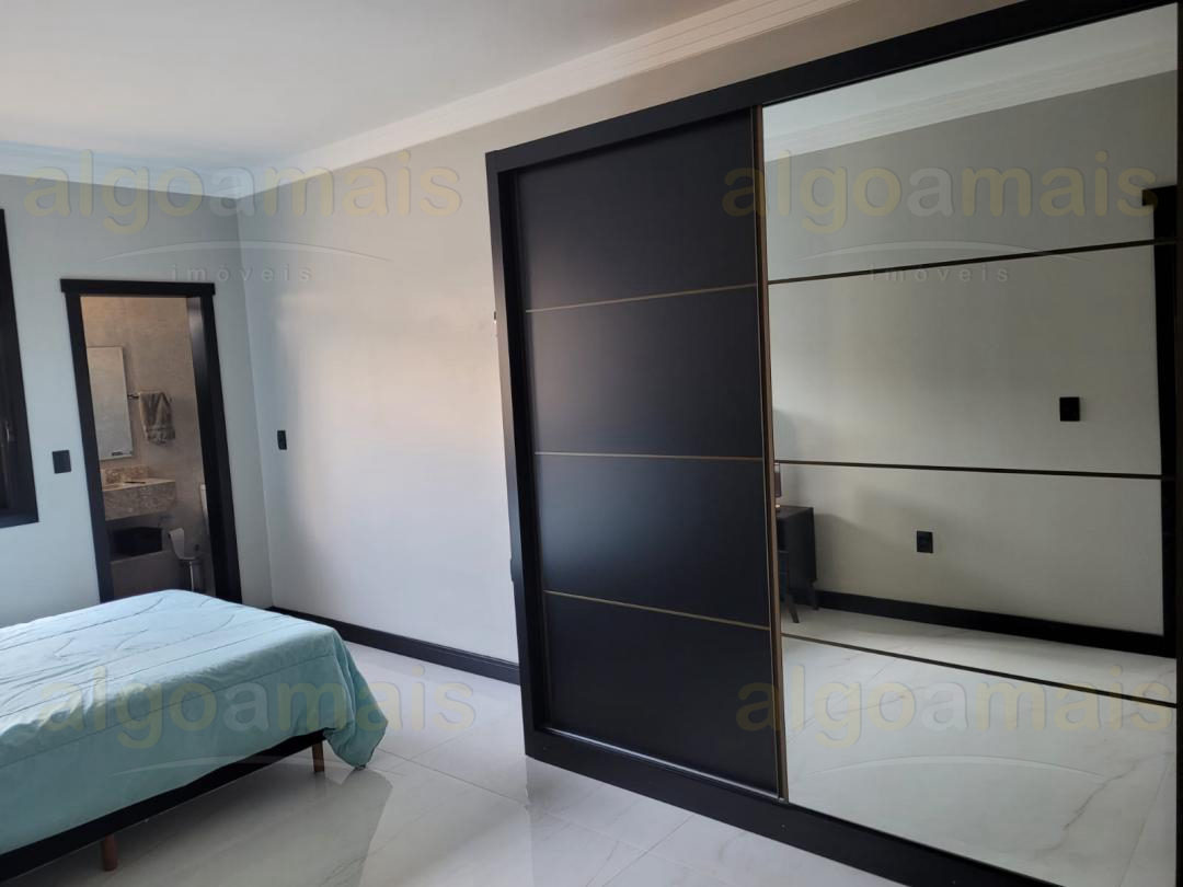 Casa, 4 quartos, 300 m² - Foto 35
