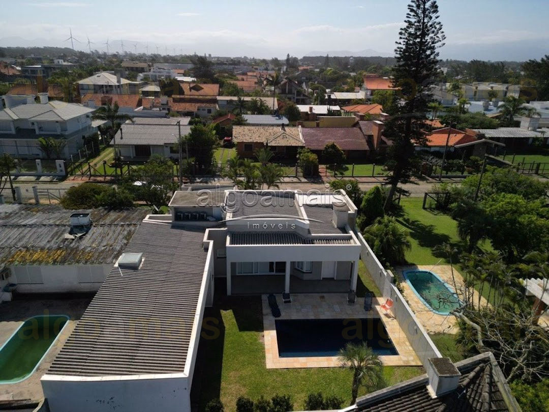 Casa, 4 quartos, 260 m² - Foto 2