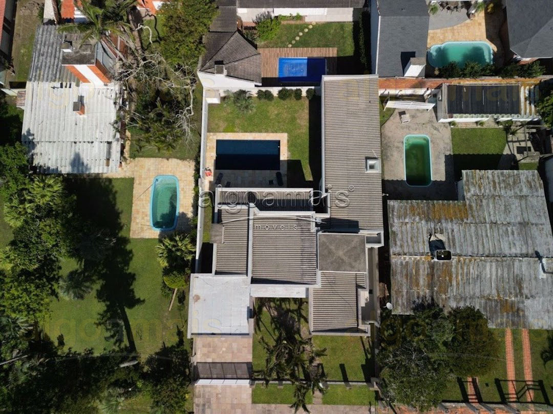Casa, 4 quartos, 260 m² - Foto 11