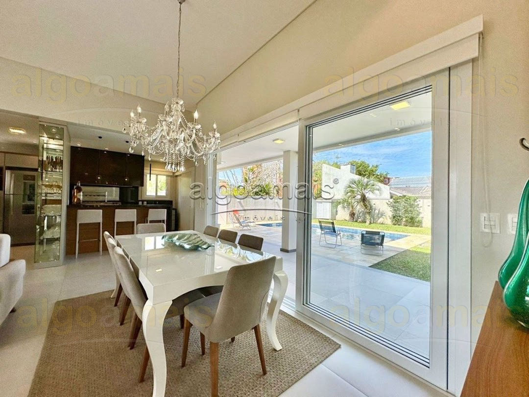 Casa, 4 quartos, 260 m² - Foto 21