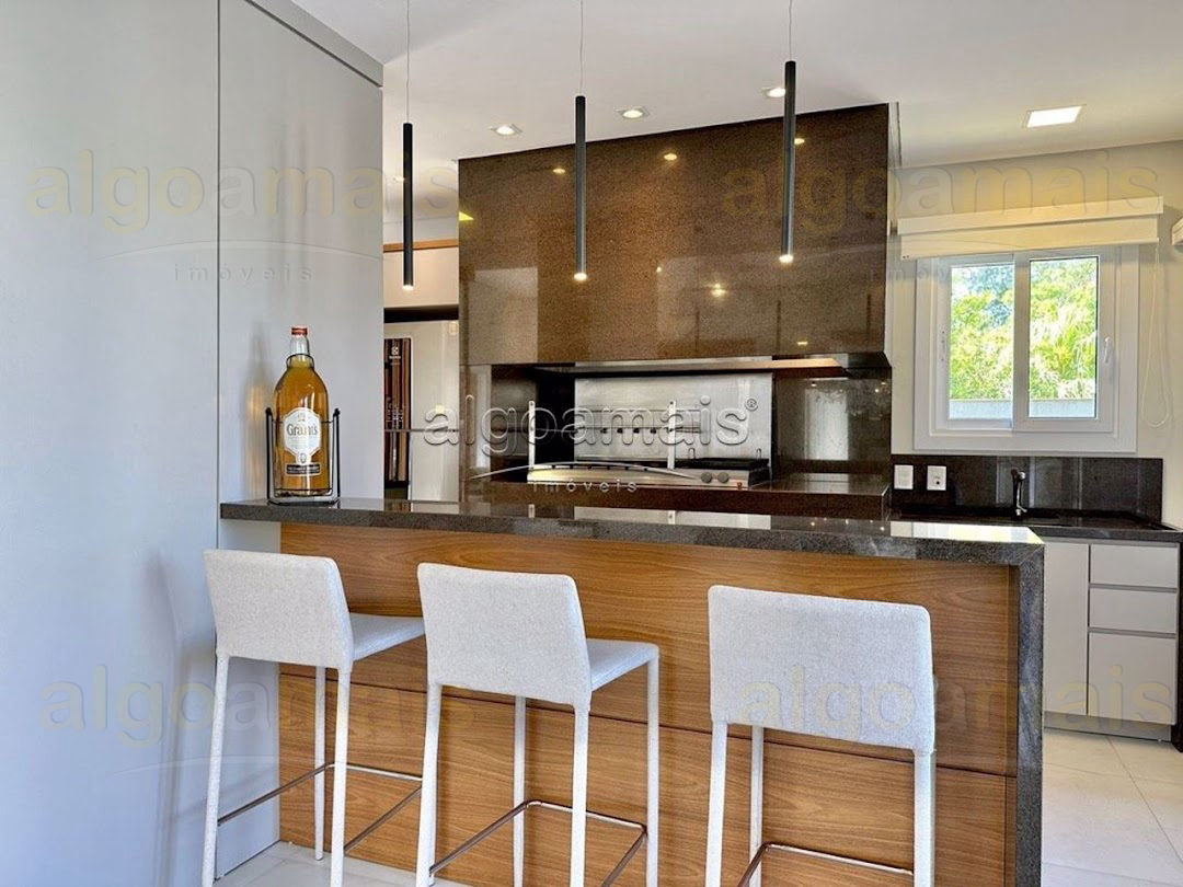 Casa, 4 quartos, 260 m² - Foto 19