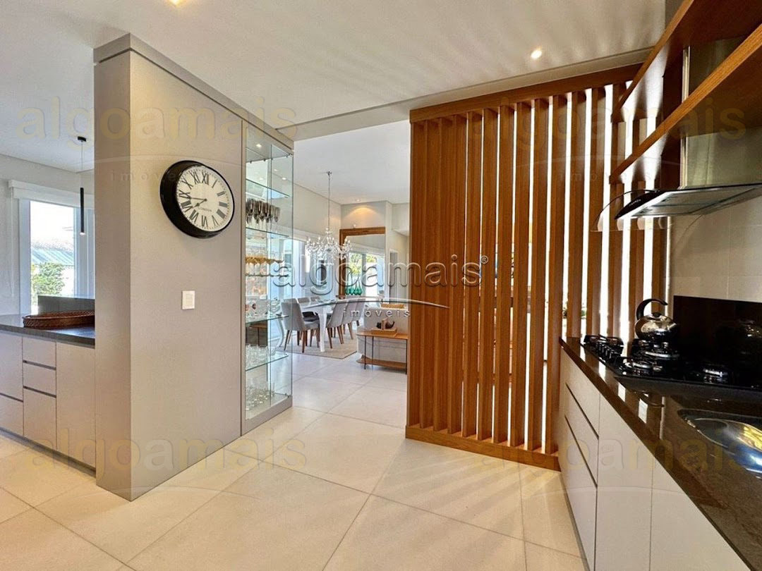 Casa, 4 quartos, 260 m² - Foto 27