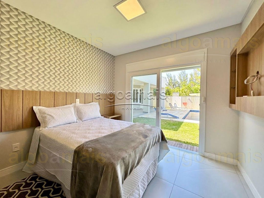 Casa, 4 quartos, 260 m² - Foto 35