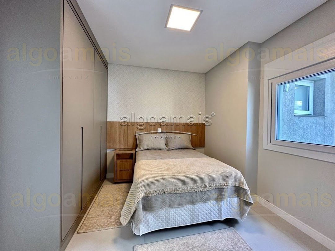 Casa, 4 quartos, 260 m² - Foto 34