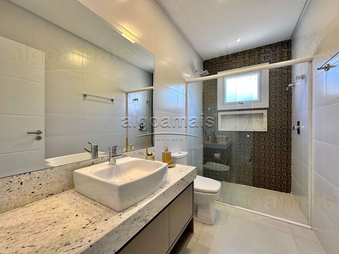 Casa, 4 quartos, 260 m² - Foto 39