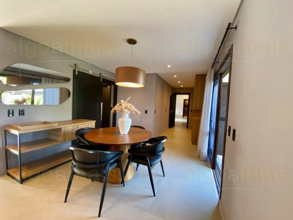 Casa, 5 quartos, 295 m² - Foto 6