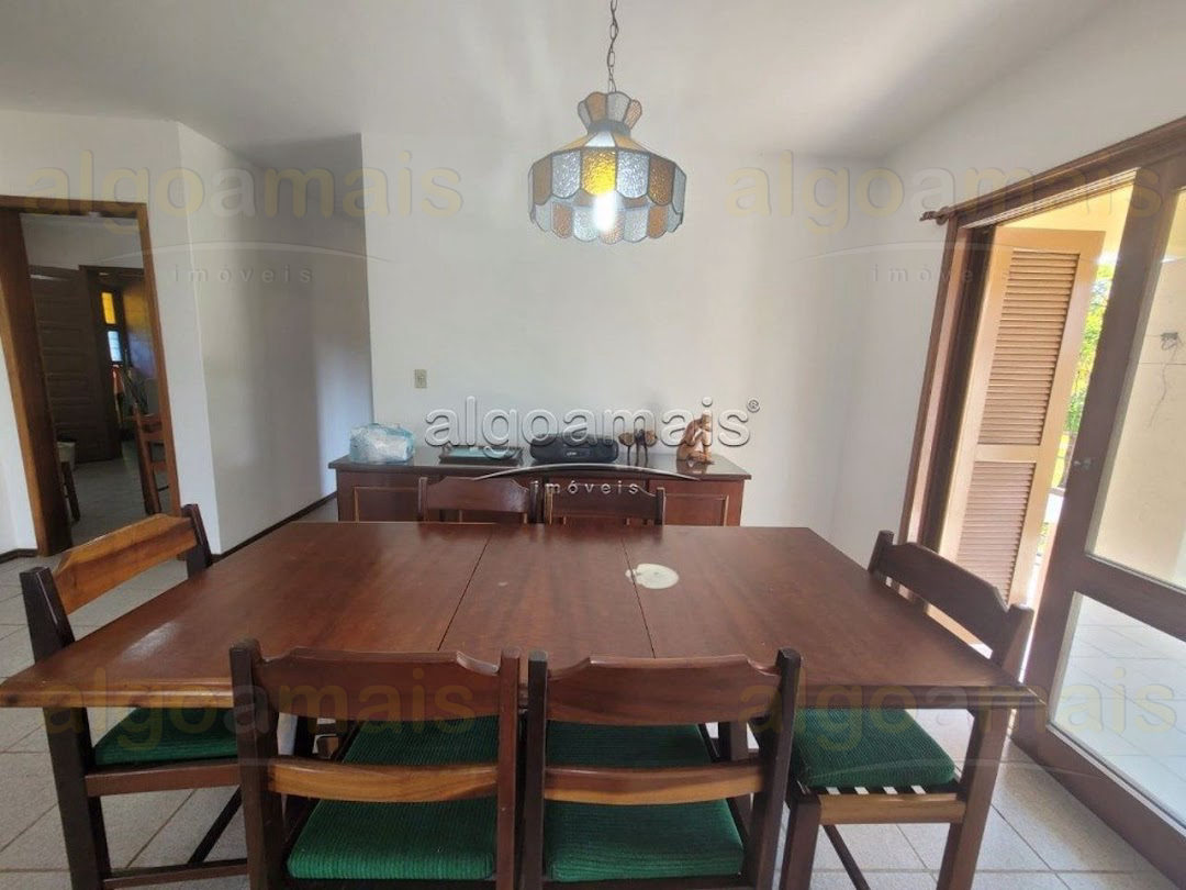 Casa, 3 quartos, 250 m² - Foto 8