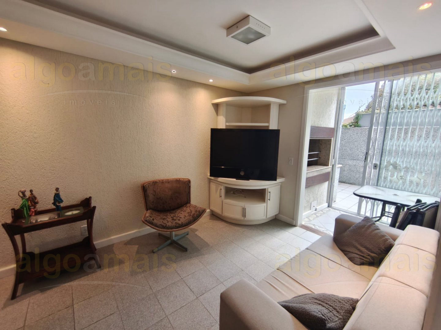 Apartamento com terraço 80m2 mobiliado à venda no Edificio Araruama em Atlântida Xangri-Lá — Atlântida — Xangri-Lá