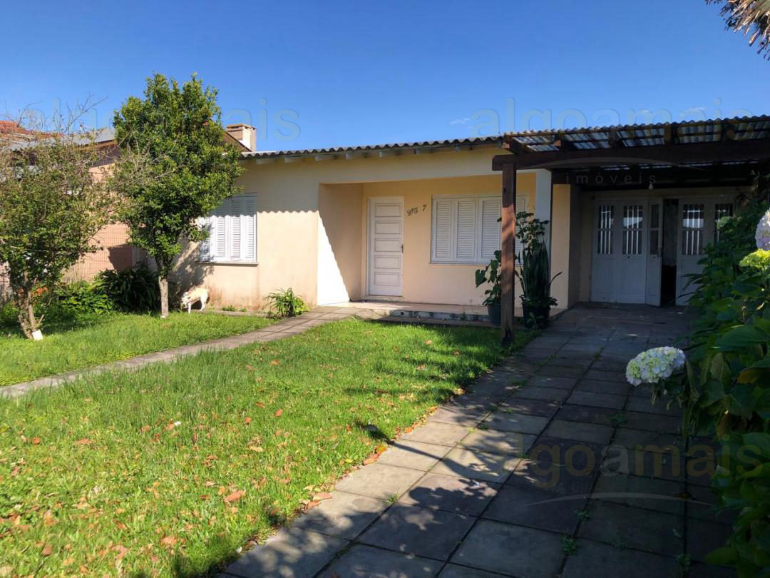 Casa semimobiliada à venda em Xangri-Lá, Centro - 150m² — Centro — Xangri-Lá