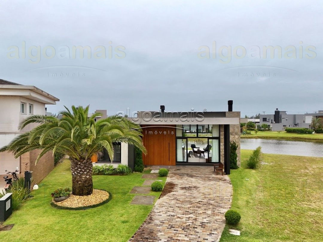 Casa em Condominio, 4 dormitórios em Condominio Riviera Xangri-La, Xangri-Lá — Rainha Do Mar — Xangri-Lá