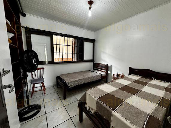 Casa, 4 quartos, 192 m² - Foto 2