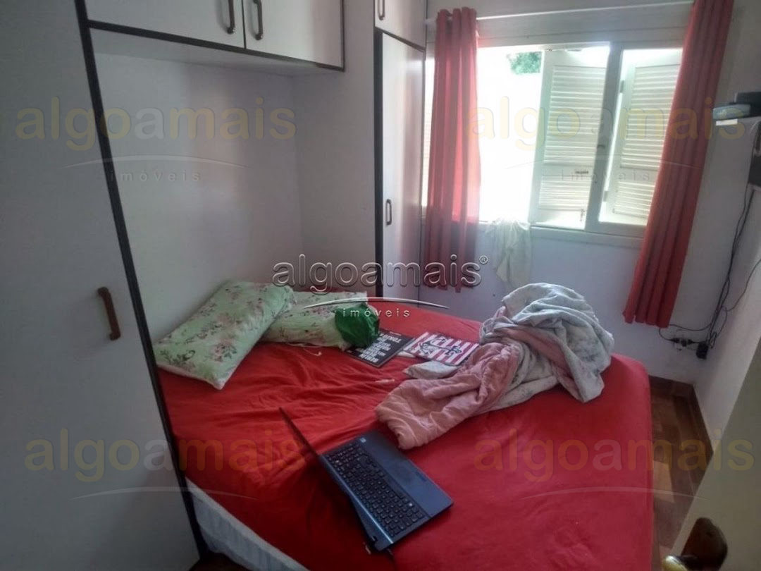 Casa, 4 quartos, 220 m² - Foto 2