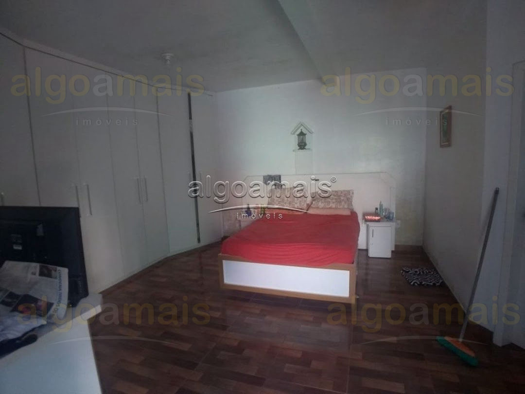 Casa, 4 quartos, 220 m² - Foto 4
