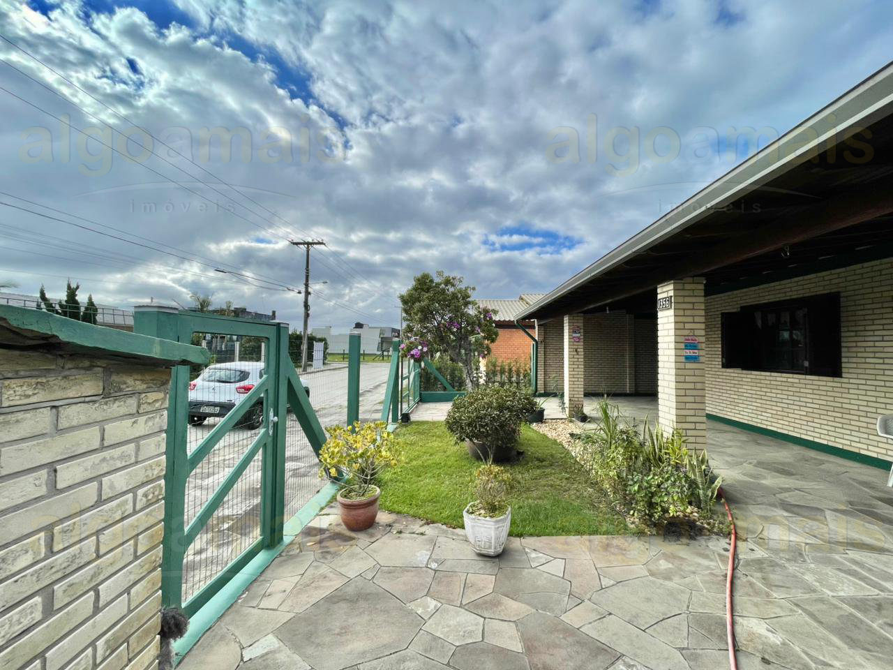 Casa, 5 quartos, 248 m² - Foto 2