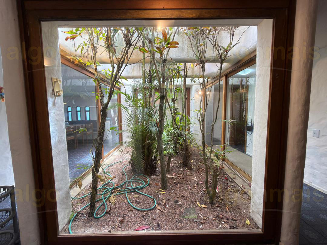 Casa, 4 quartos, 353 m² - Foto 27