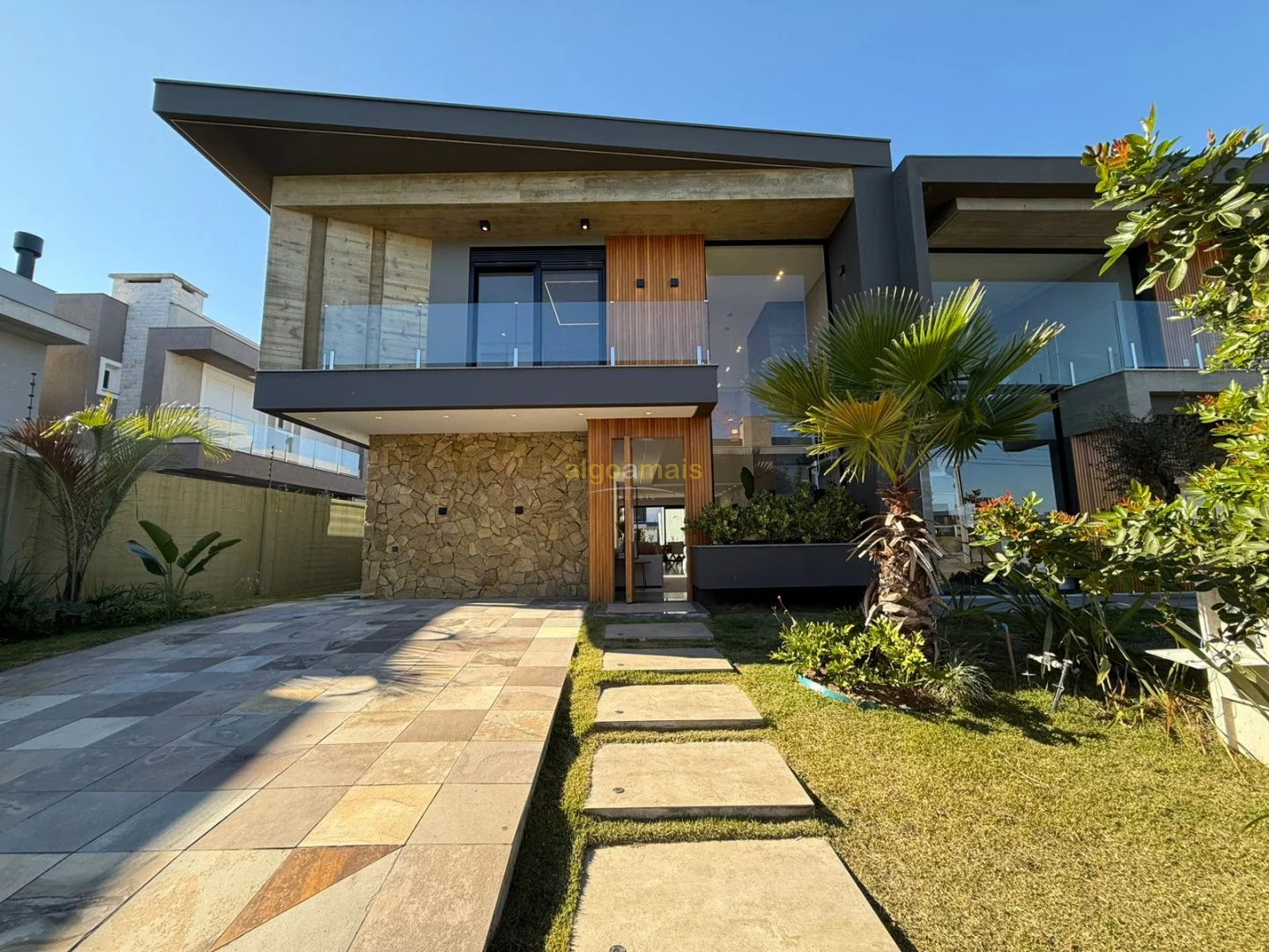 Imóvel à venda em Xangri-Lá - Casa em Condominio no Condominio Sunset - Infraestrutura completa e área de lazer — Centro — Xangri-Lá