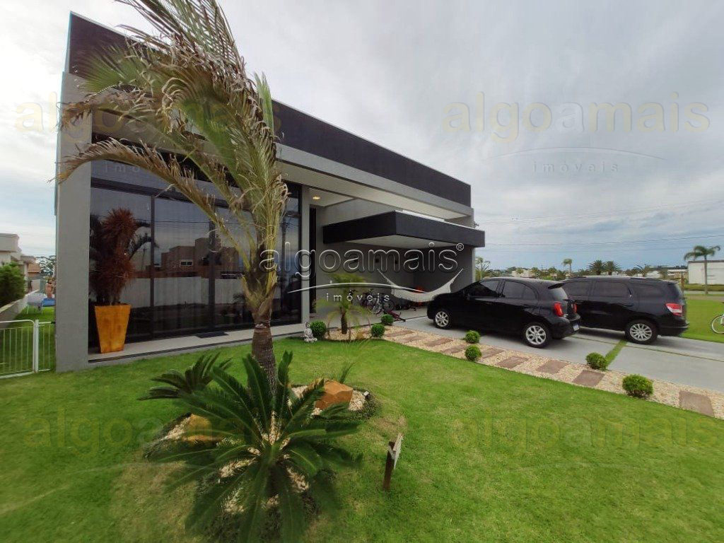 Casa em Condominio, 4 dormitórios em Condominio Dubai Resort, Capão da Canoa — Zona Nova — Capão da Canoa