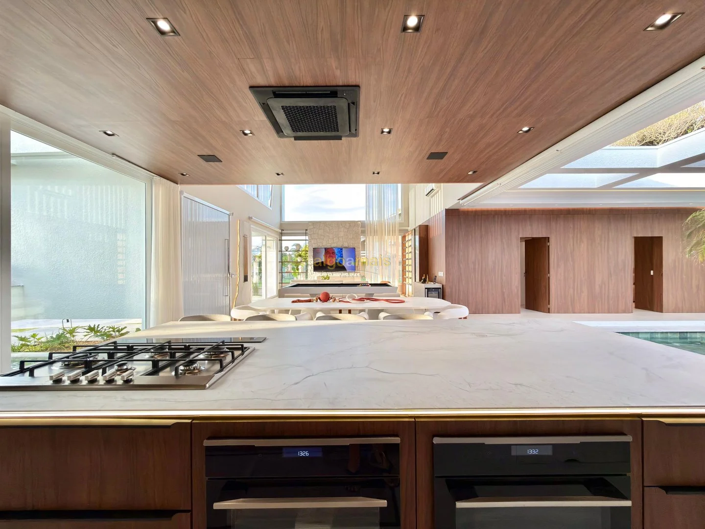 Casa, 4 quartos, 305 m² - Foto 9