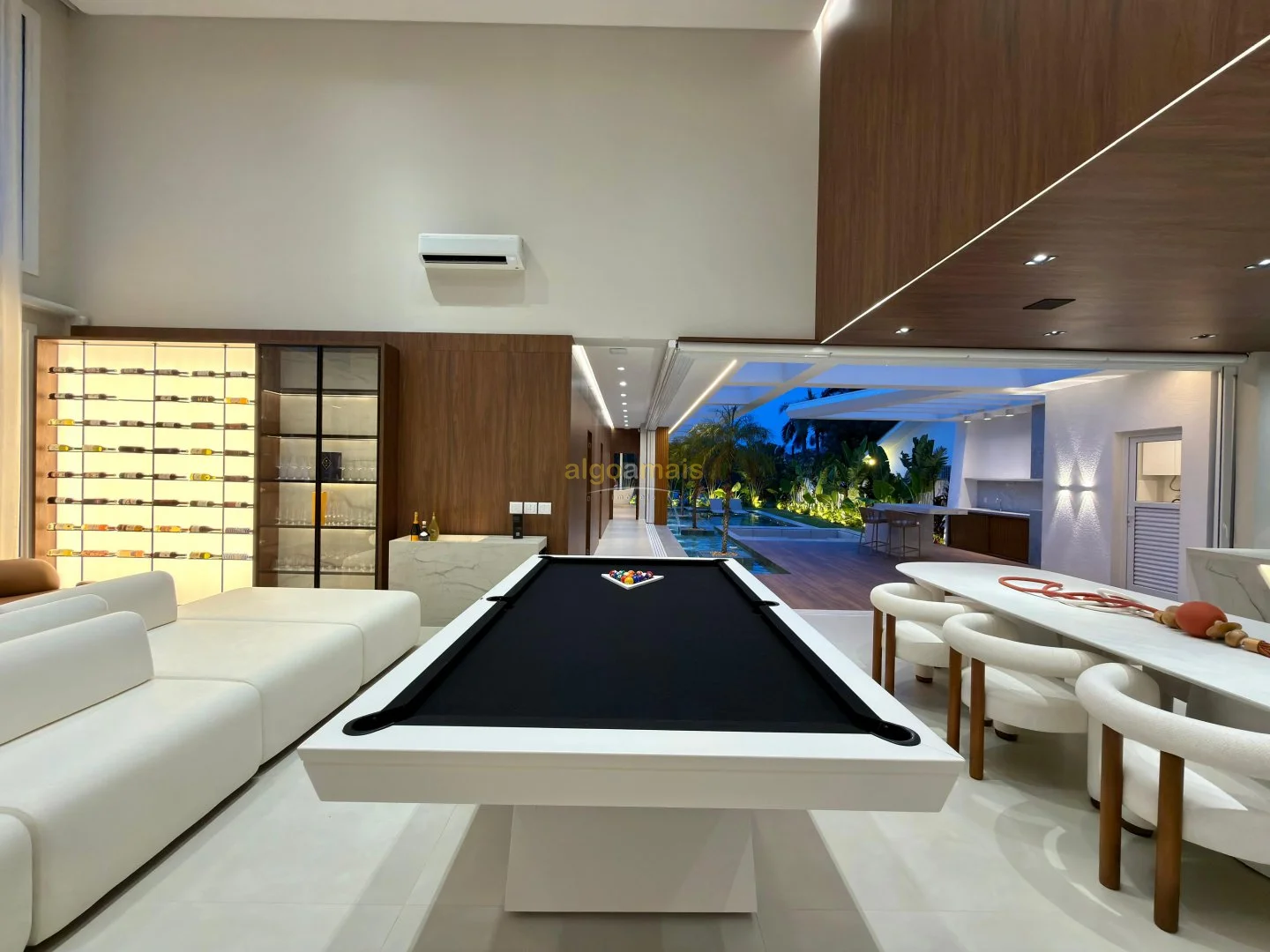 Casa, 4 quartos, 305 m² - Foto 31