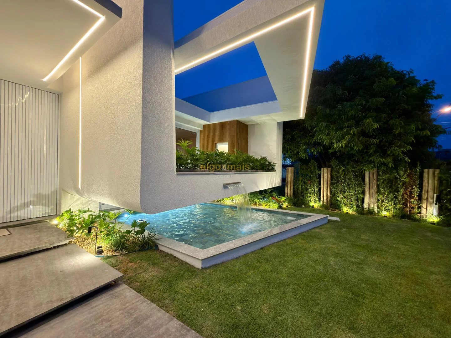 Casa, 4 quartos, 305 m² - Foto 32