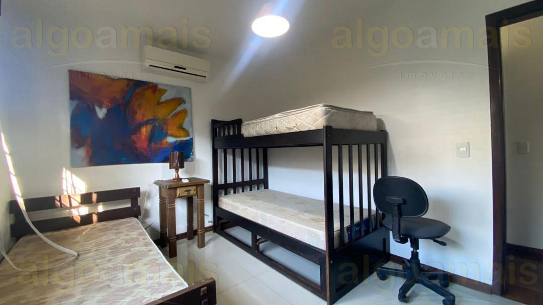 Casa, 3 quartos, 240 m² - Foto 14