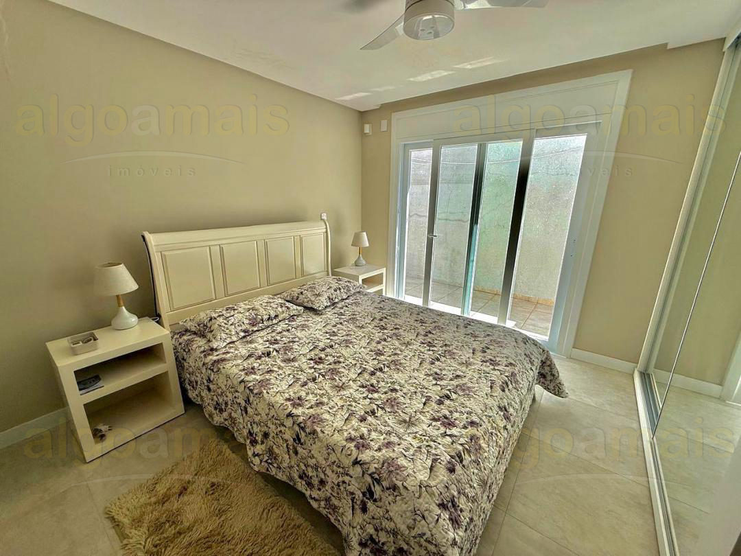 Casa, 3 quartos, 282 m² - Foto 13