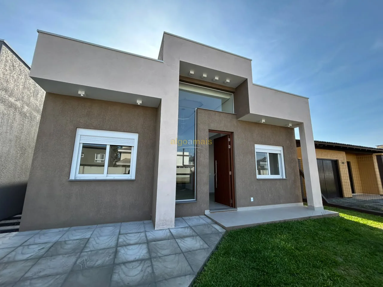 Casa em Obras com Varanda Gourmet em Maristela, Xangri-Lá - 90m² - Venda — Maristela — Xangri-Lá