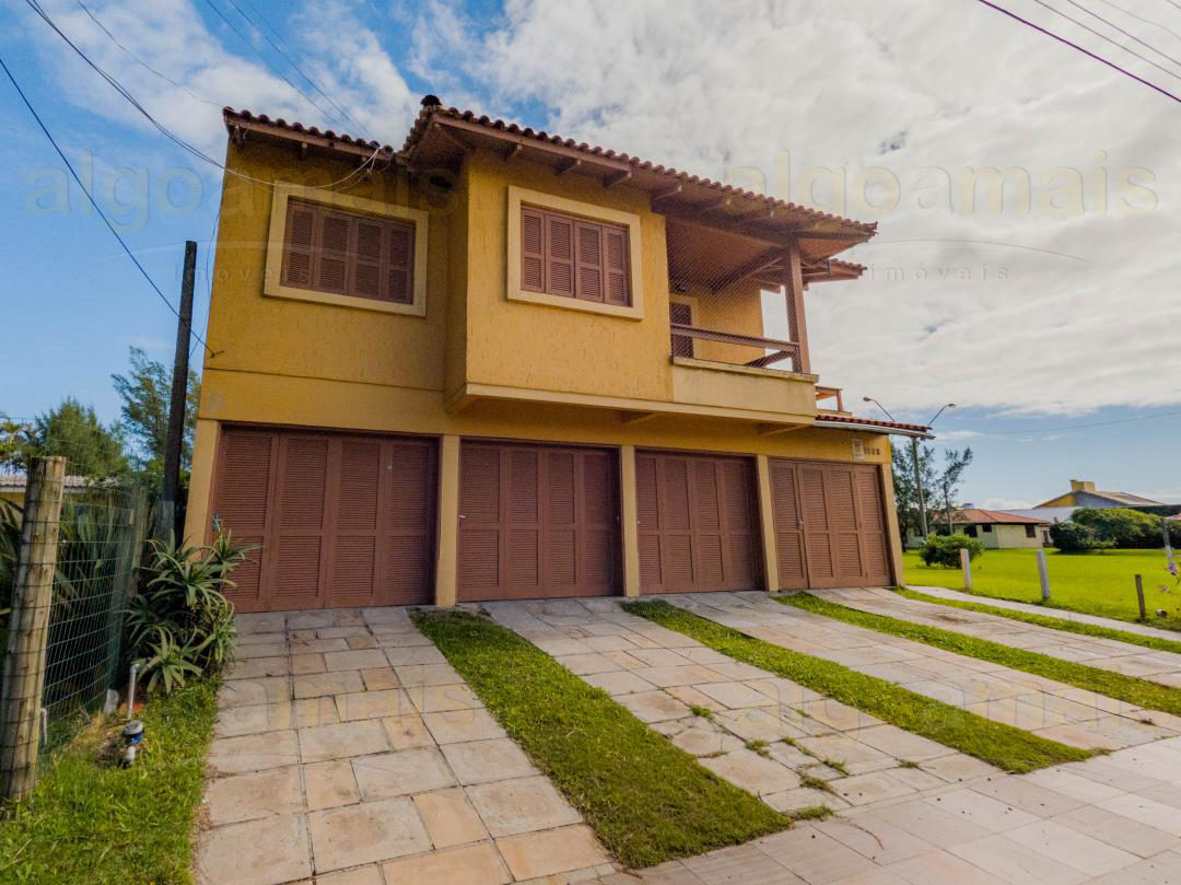 Sobrado com vista para o mar em Xangri-Lá no Centro - Mobiliado - 83m² — Centro — Xangri-Lá