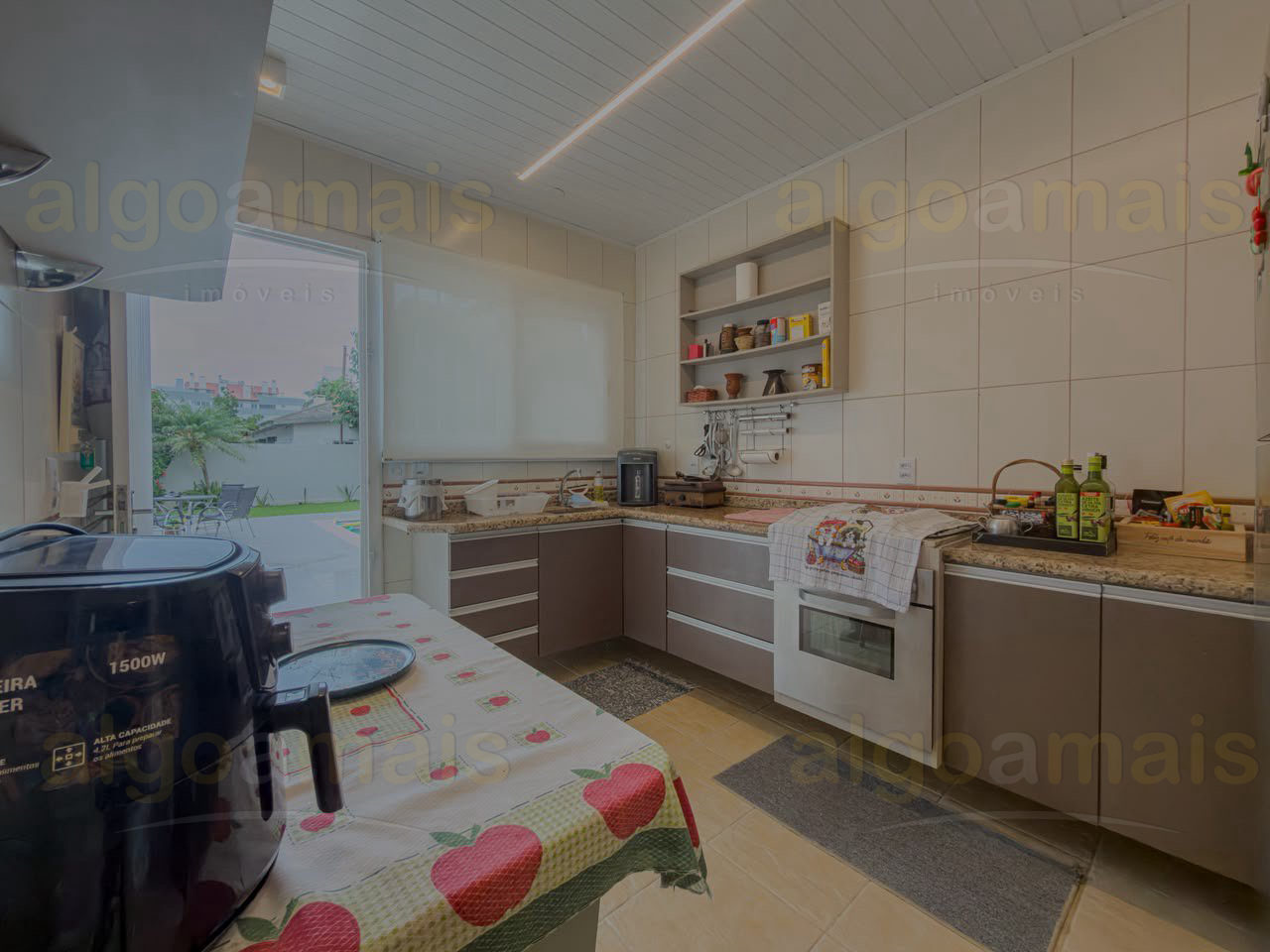 Casa, 4 quartos, 250 m² - Foto 14
